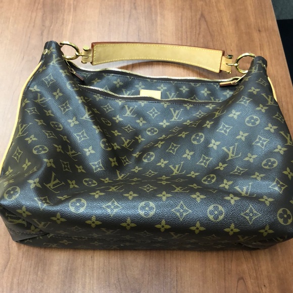 Louis Vuitton Bag - Picture 2 of 9